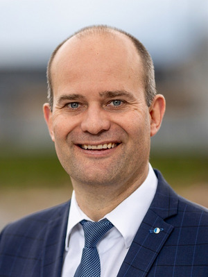 Fabian Peter.